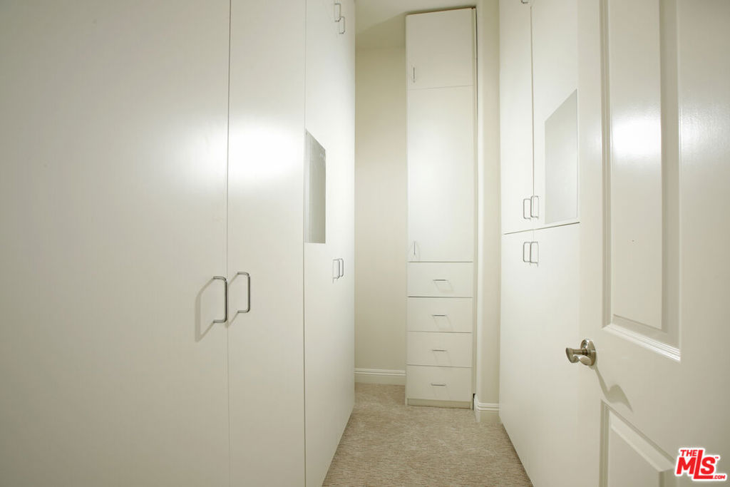 143 N Arnaz Drive 204 Property Photo 17