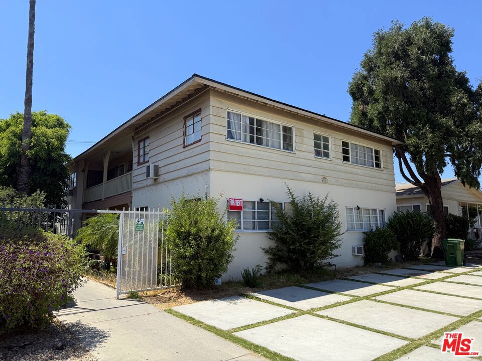 5707 Tilden Avenue Property Photo 4
