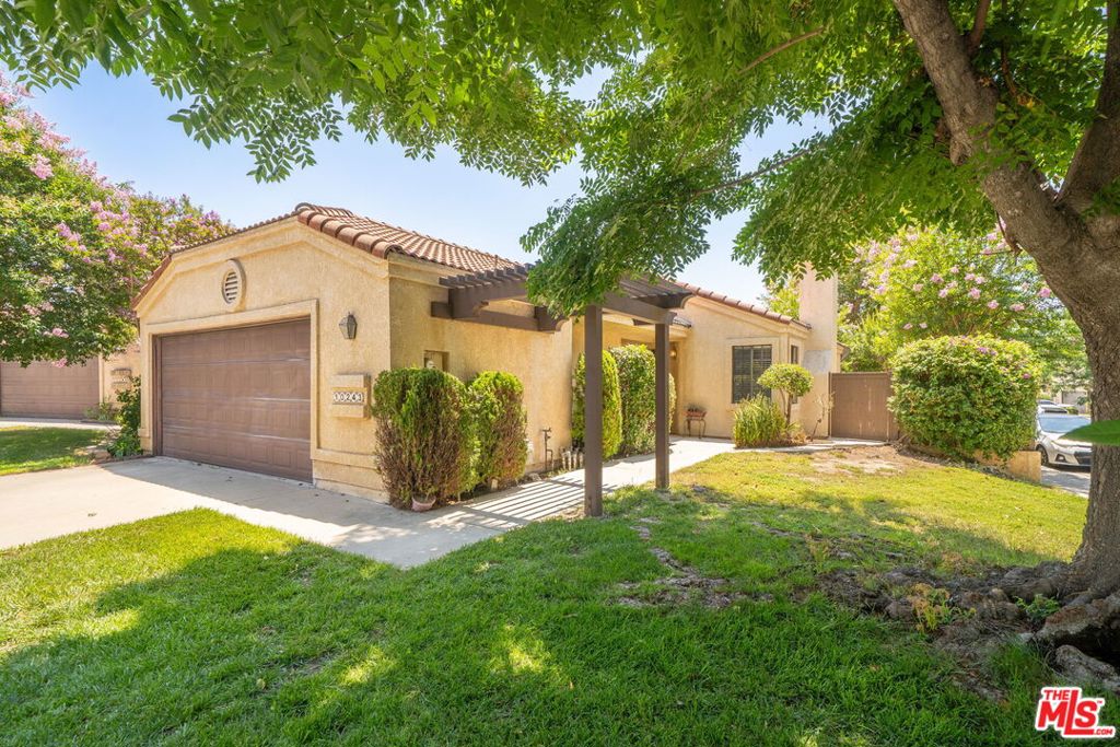 10243 Catalina Place Property Photo 1