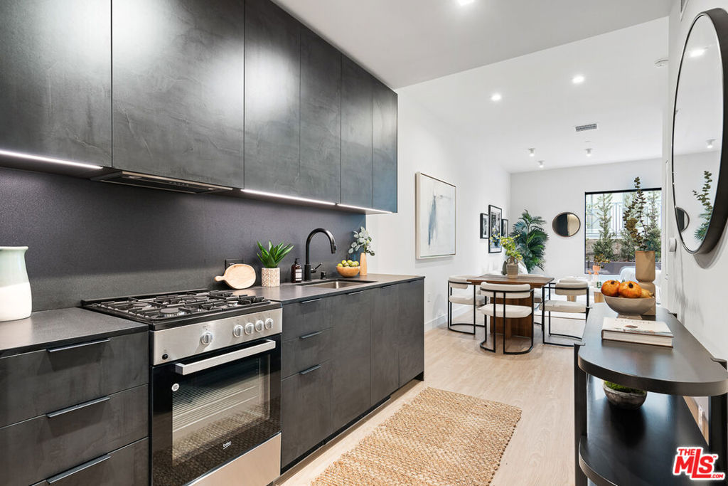 3688 Overland Avenue 702 Property Photo 1