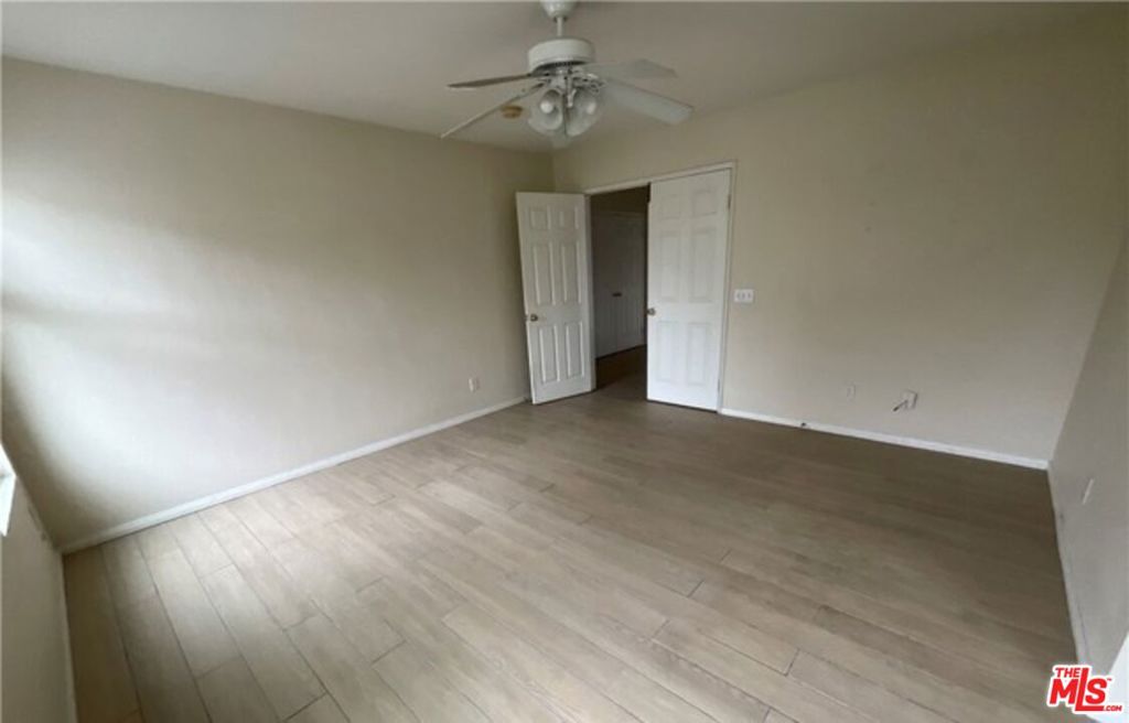 11875 Cedarbrook Place Property Photo 5