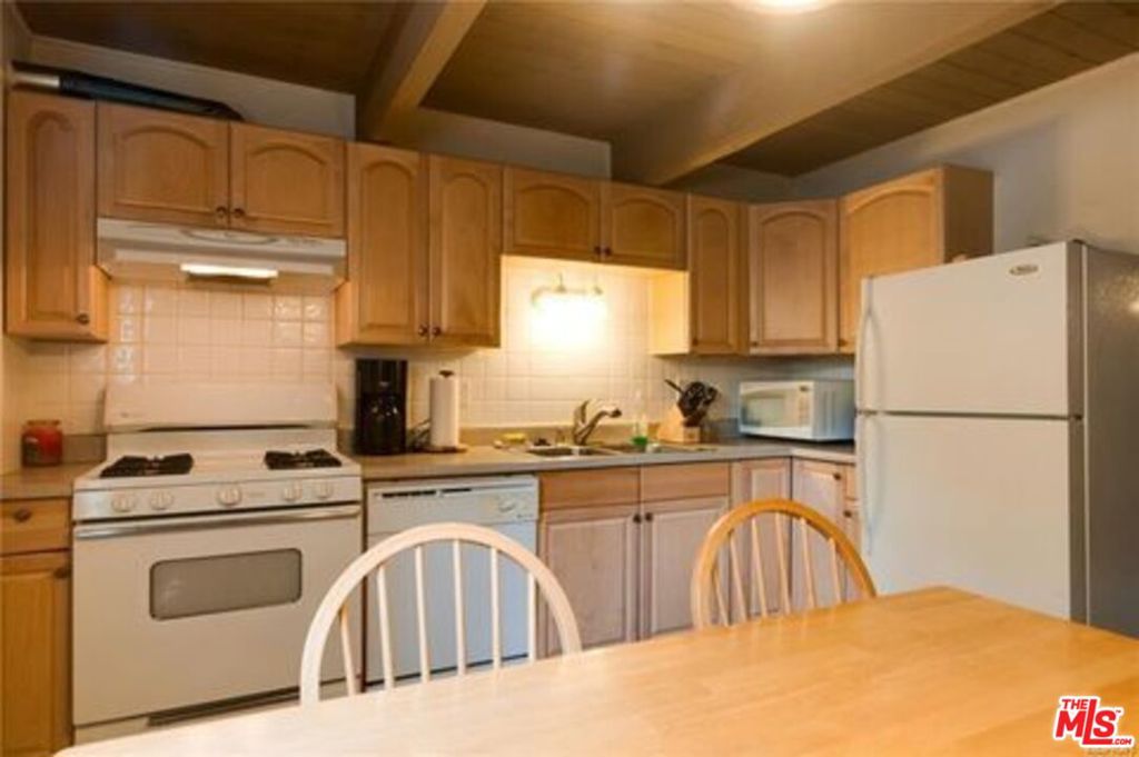 40249 Esterly Lane Property Photo 4