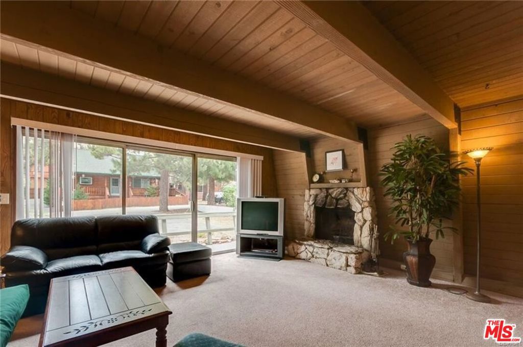 40249 Esterly Lane Property Photo 7