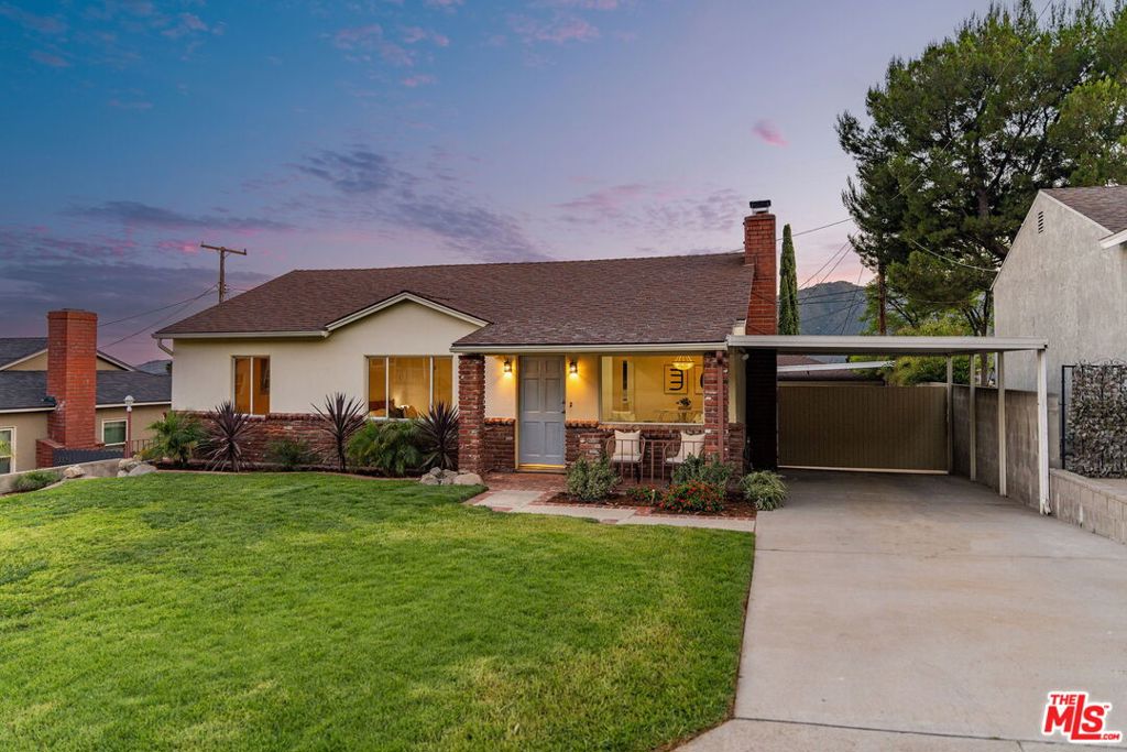 3330 Paraiso Way Property Photo 1