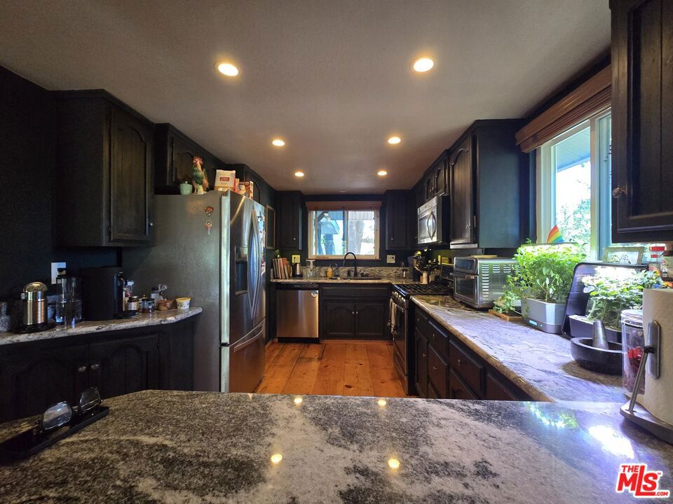 453 Davos Drive Property Photo 14