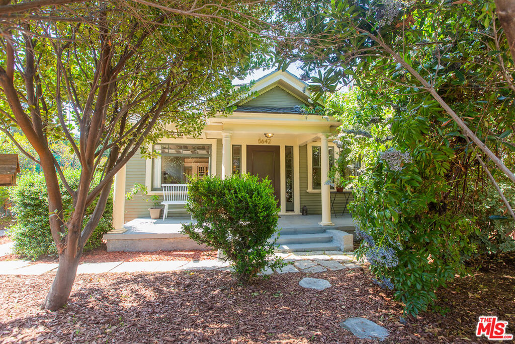 5642 Fountain Avenue Property Photo 1