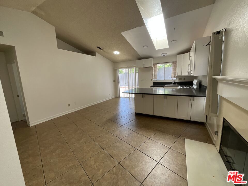 13966 Green Vista Drive Property Photo 2