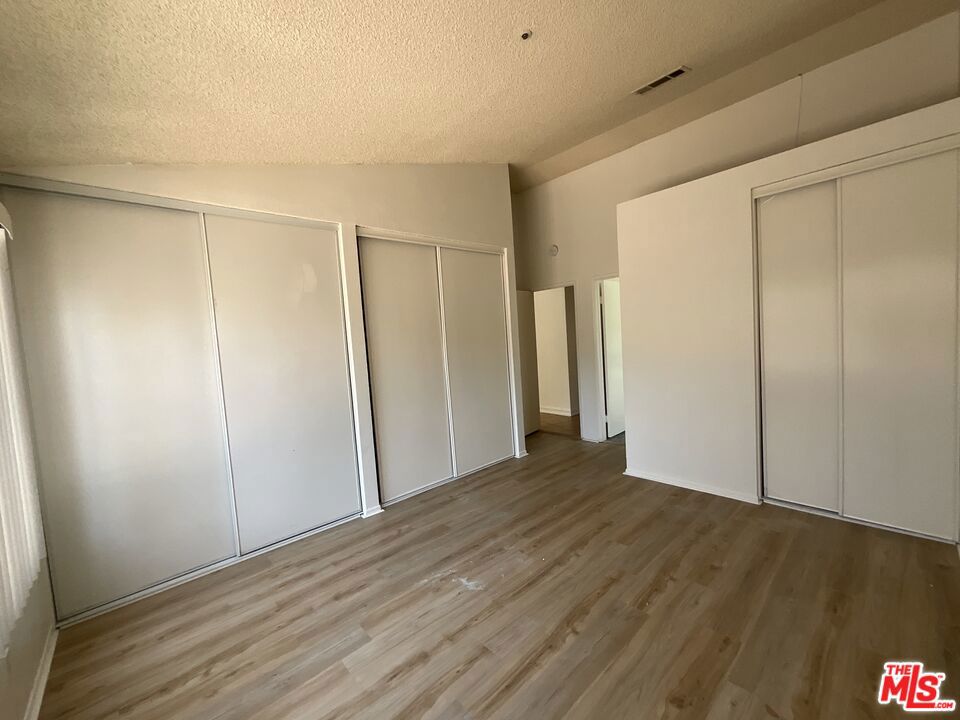 13966 Green Vista Drive Property Photo 7