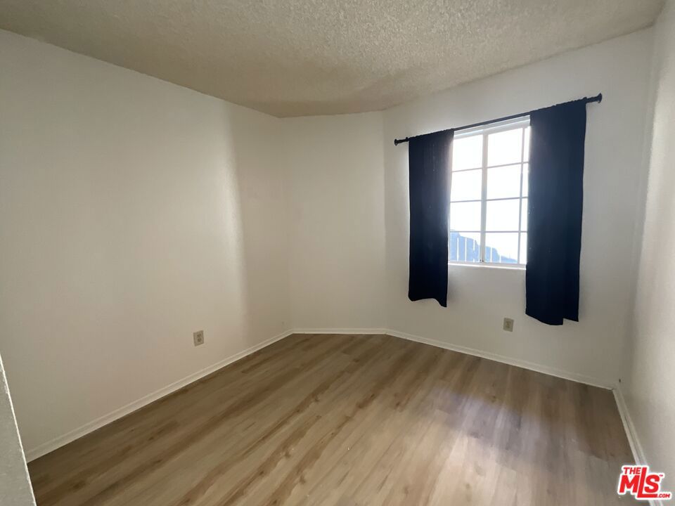 13966 Green Vista Drive Property Photo 8