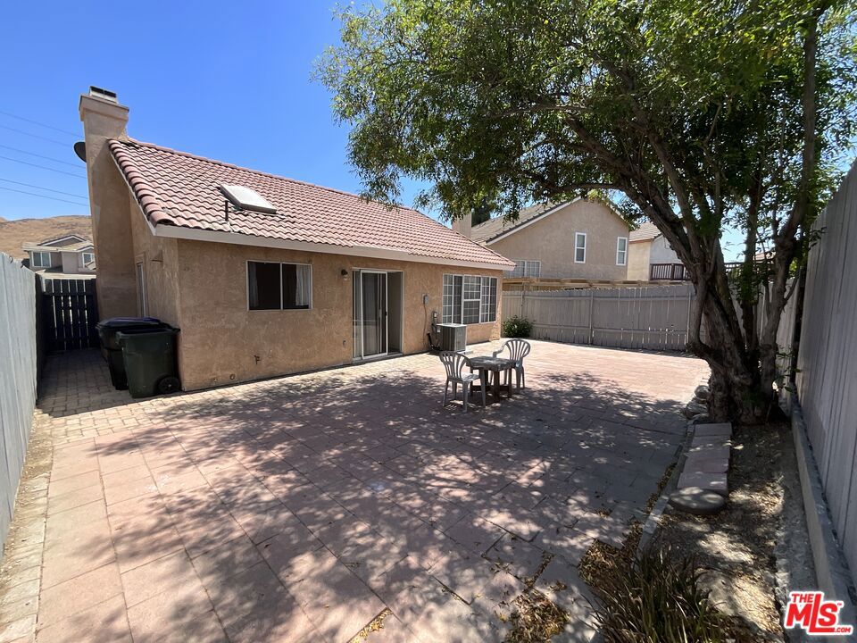 13966 Green Vista Drive Property Photo 12