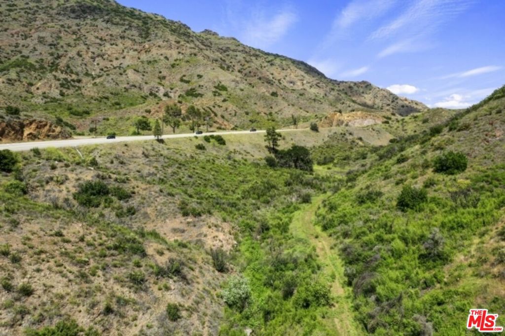 1 Kanan Rd Property Photo 13