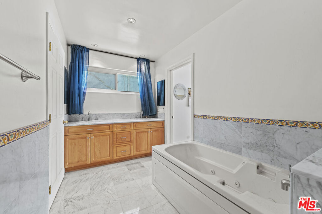 16647 Charmel Lane Property Photo 29
