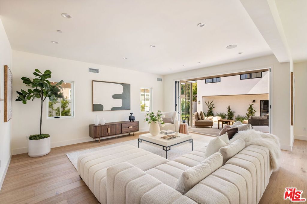 2455 23rd Street Property Photo 33