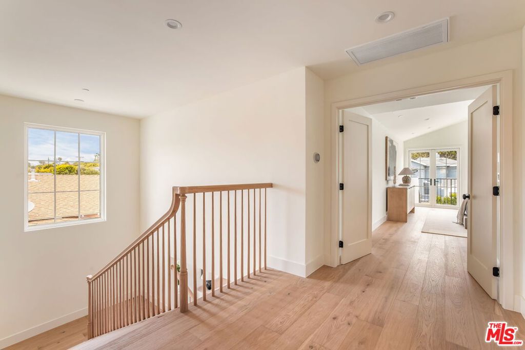 2455 23rd Street Property Photo 41