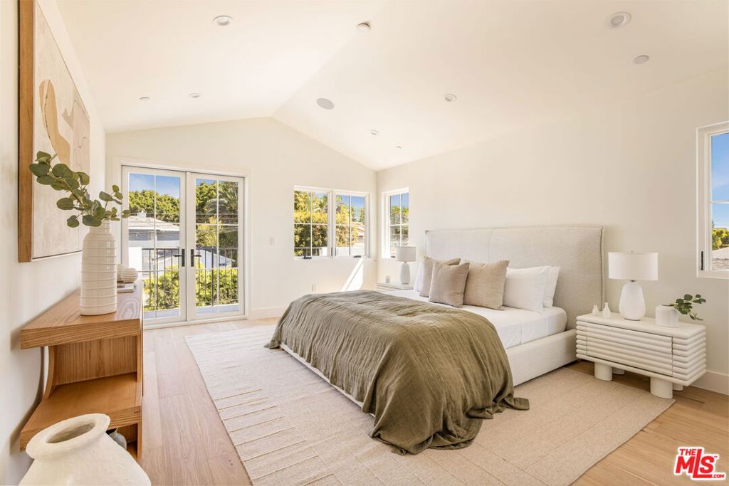 2455 23rd Street Property Photo 42