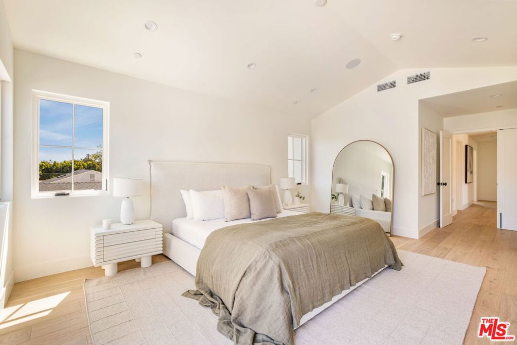 2455 23rd Street Property Photo 44