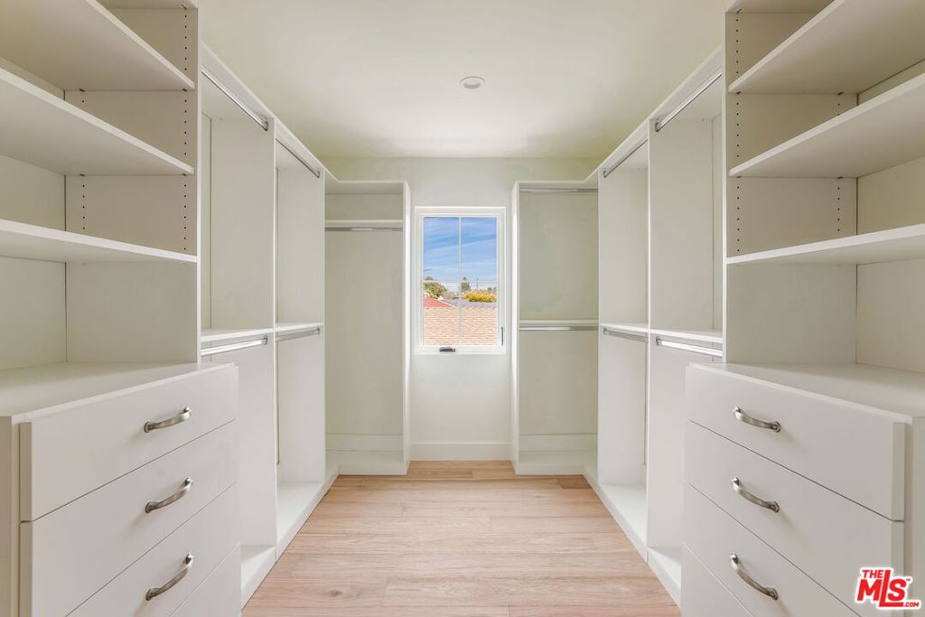 2455 23rd Street Property Photo 49