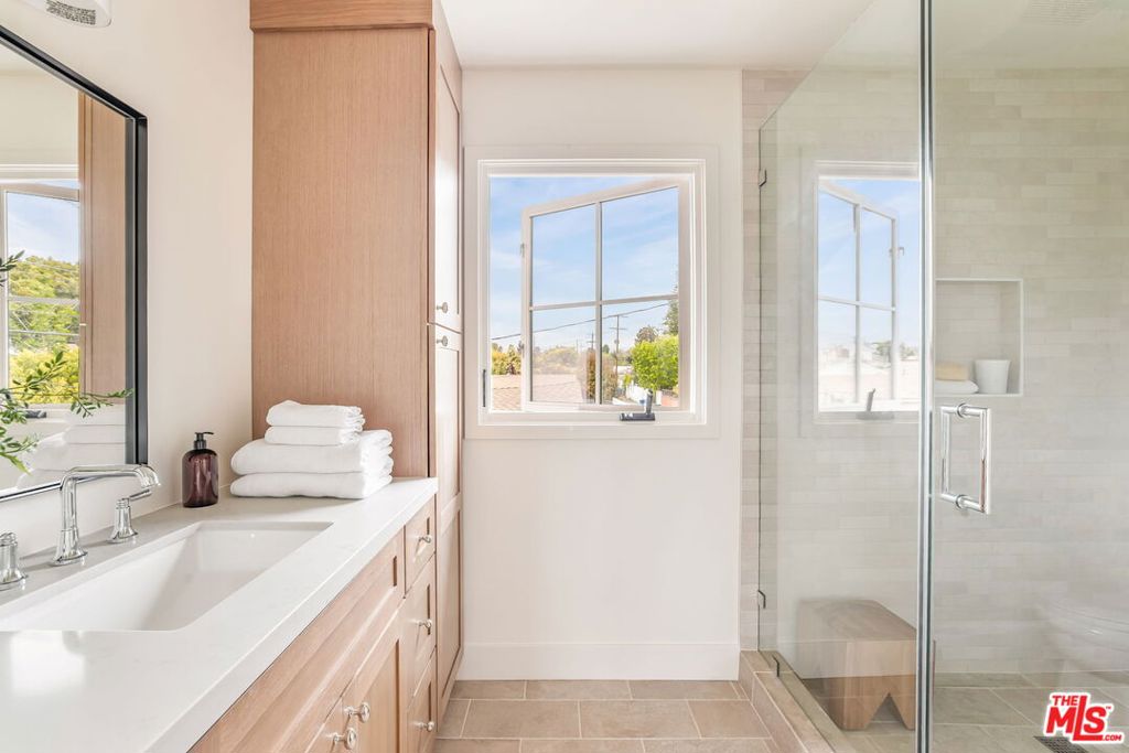 2455 23rd Street Property Photo 67