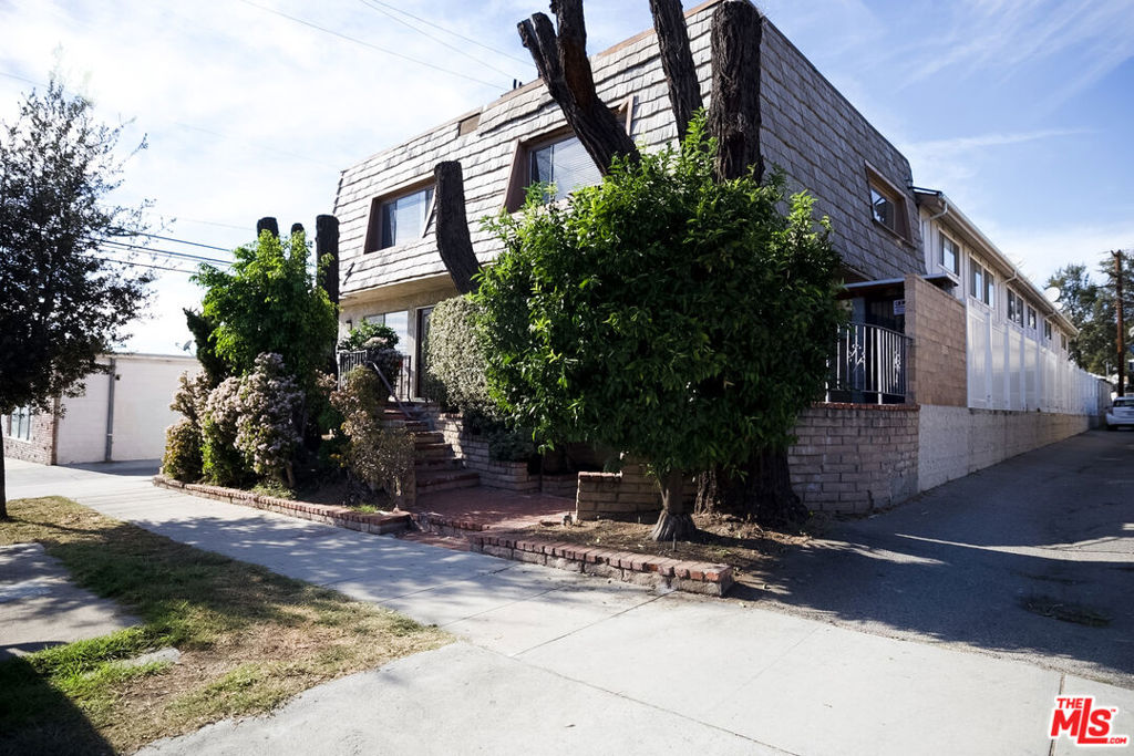 1013 Allen Avenue 6 Property Photo 1