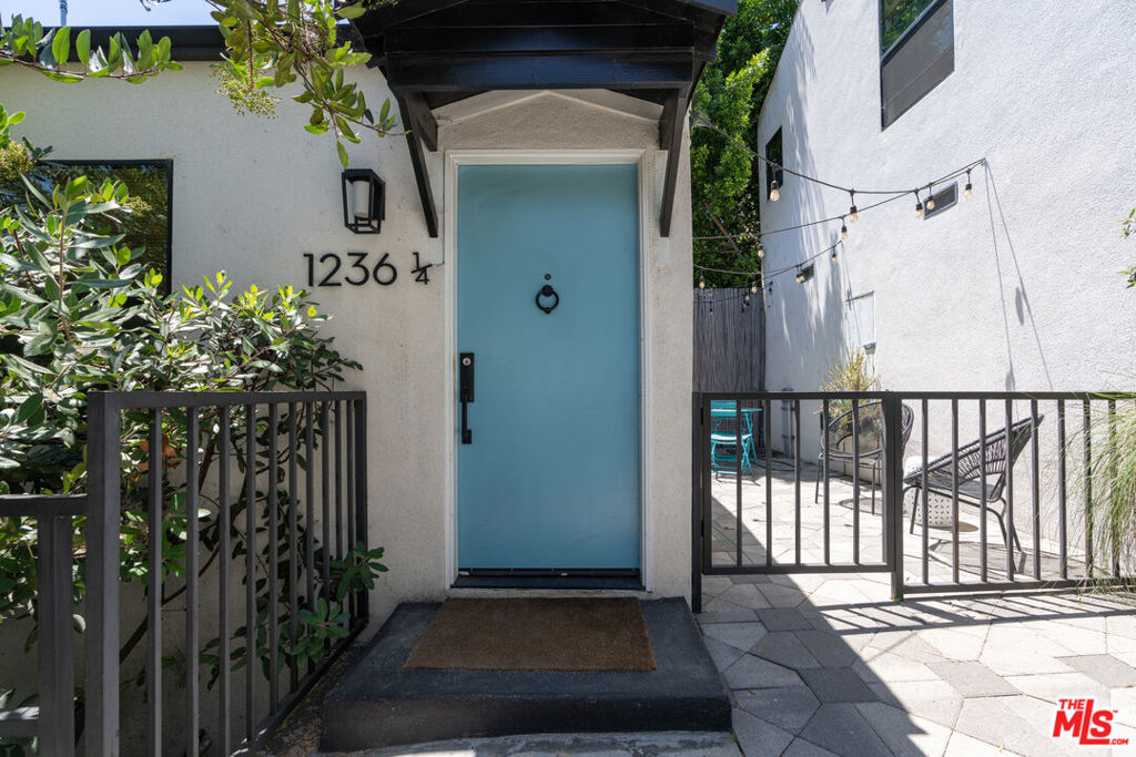 1236 W Sunset Boulevard Property Photo 18