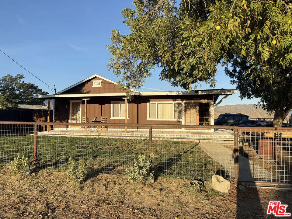 4006 Highway 33 Property Photo 1