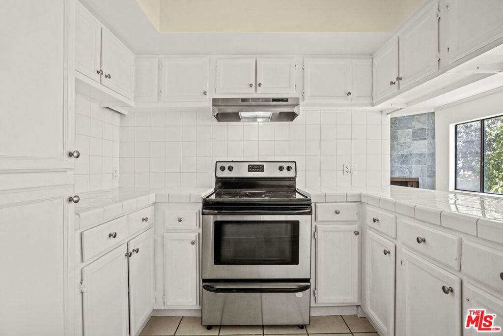 1033 6th Street 108 Property Photo 17