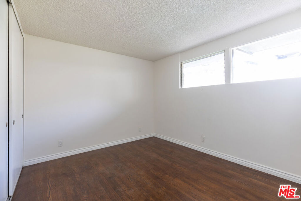 11133 Rose Avenue 9 Property Photo 10