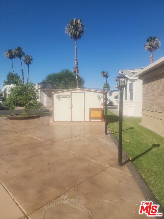 84136 Avenue 44 201 Property Photo 2