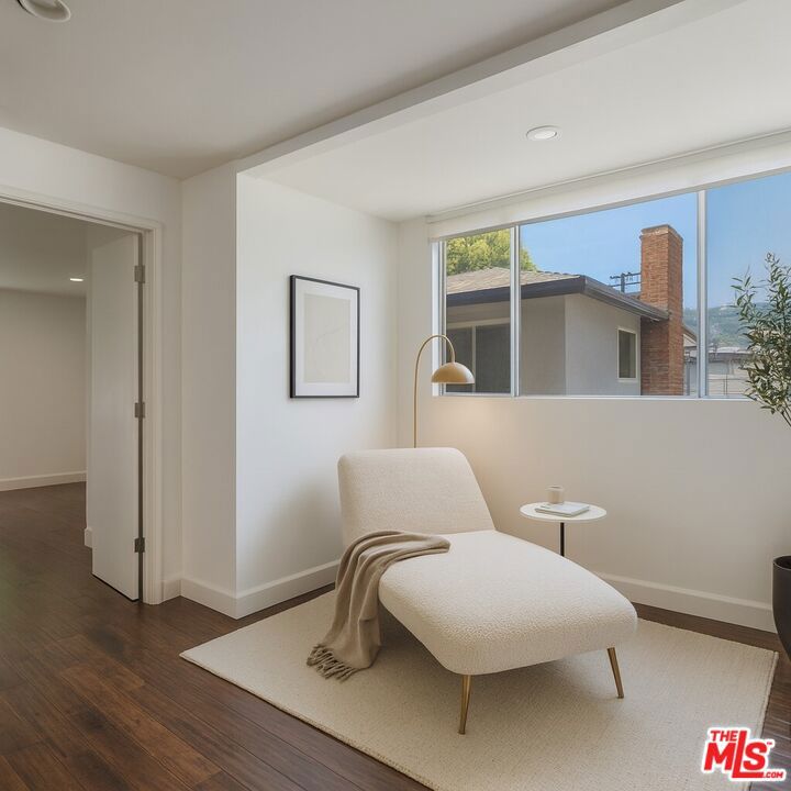 603 N Doheny Drive 2b Property Photo 6