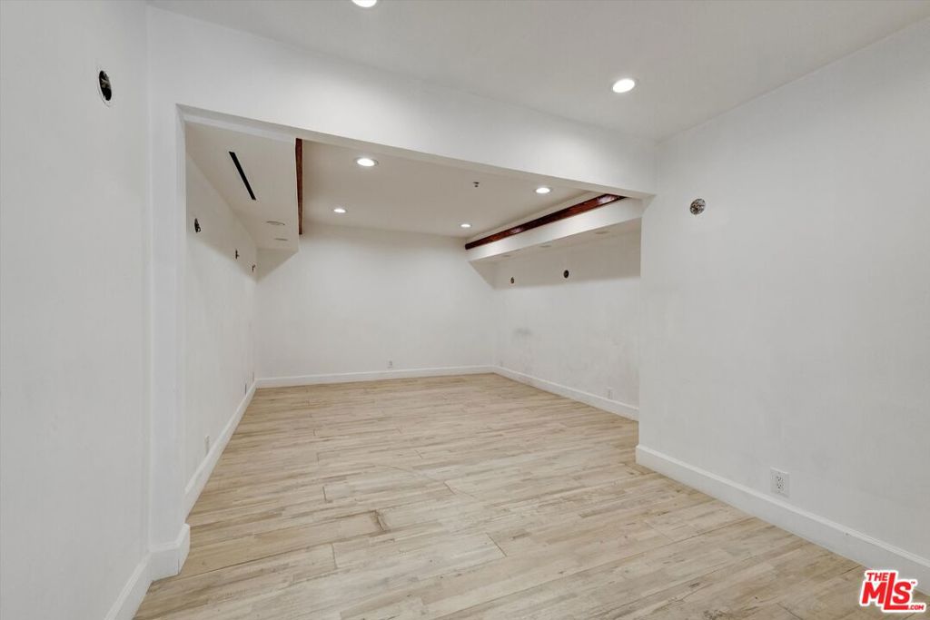 1754 Franklin Canyon Drive Property Photo 11