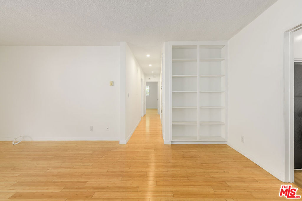 2803 Arizona Avenue 10 Property Photo 6