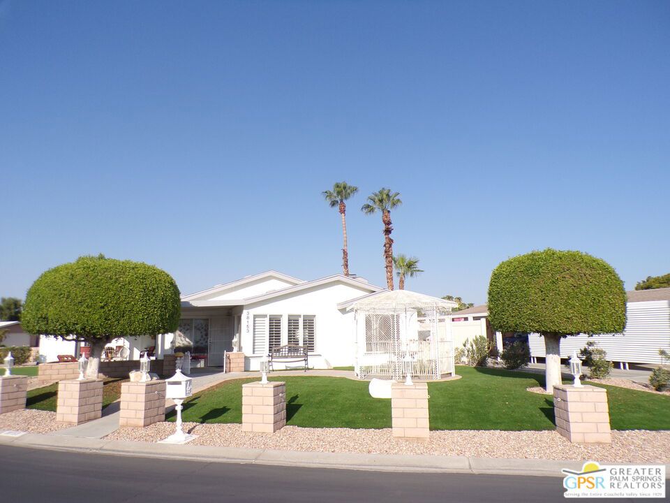 38153 Noble Canyon Drive Property Photo 1