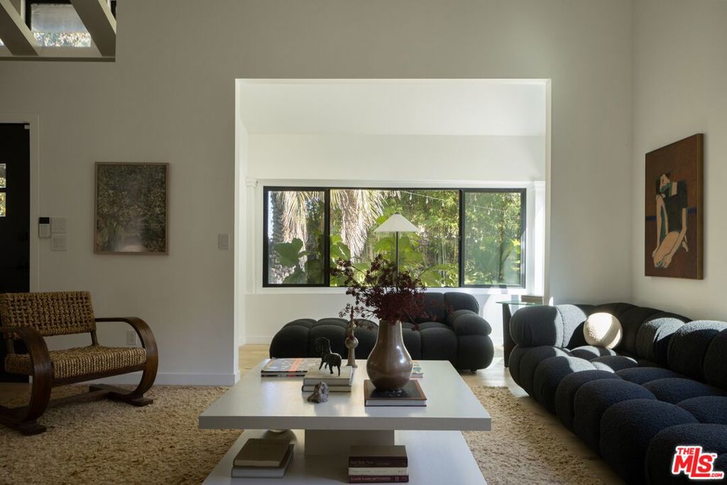949 Nowita Place Property Photo 12