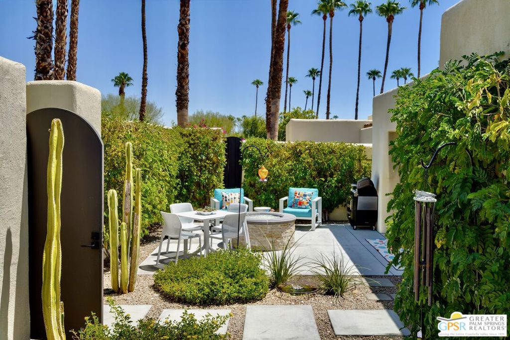 468 N Greenhouse Way Property Photo 2