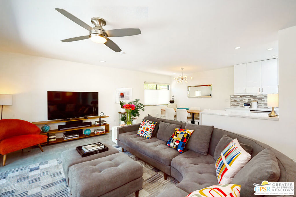 468 N Greenhouse Way Property Photo 7