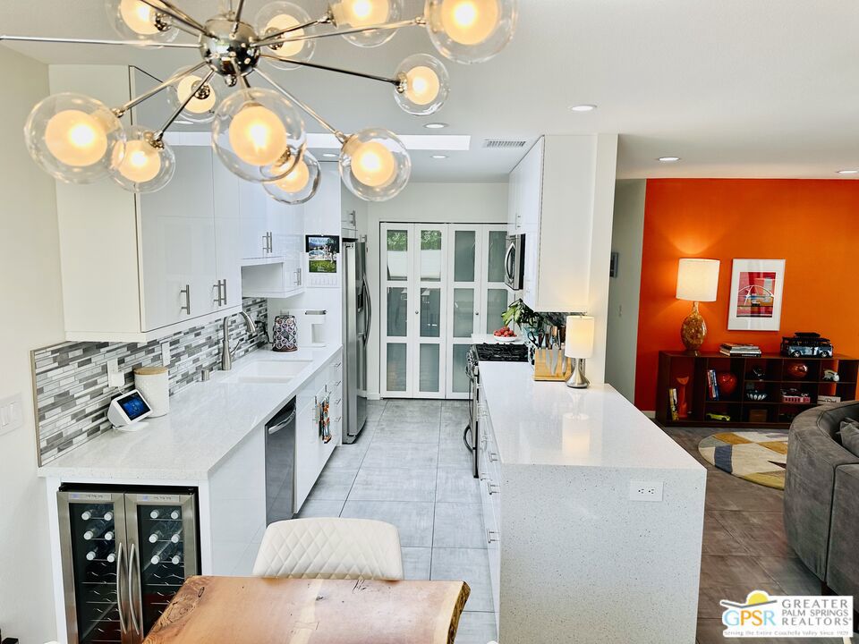 468 N Greenhouse Way Property Photo 11