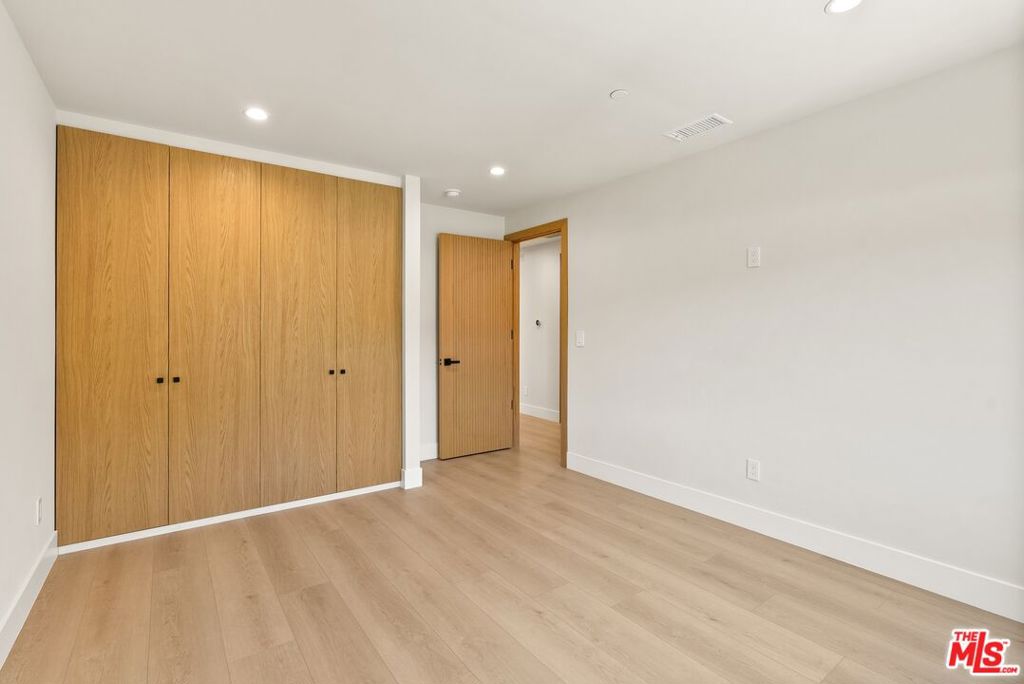 9051 Lucerne Avenue Property Photo 24