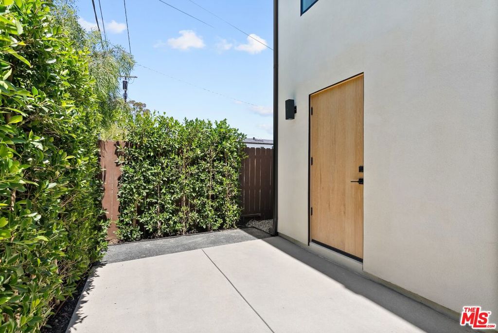 9051 Lucerne Avenue Property Photo 27
