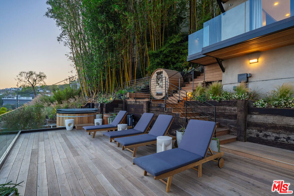 8800 Hollywood Boulevard Property Photo 66