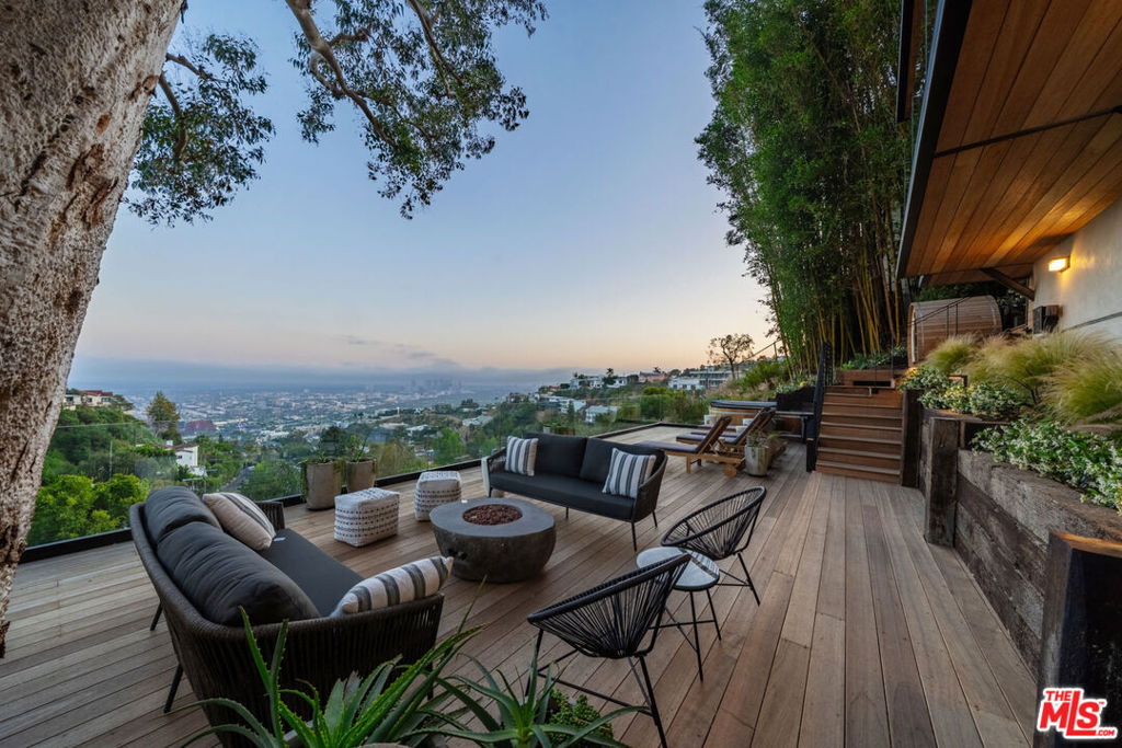 8800 Hollywood Boulevard Property Photo 68