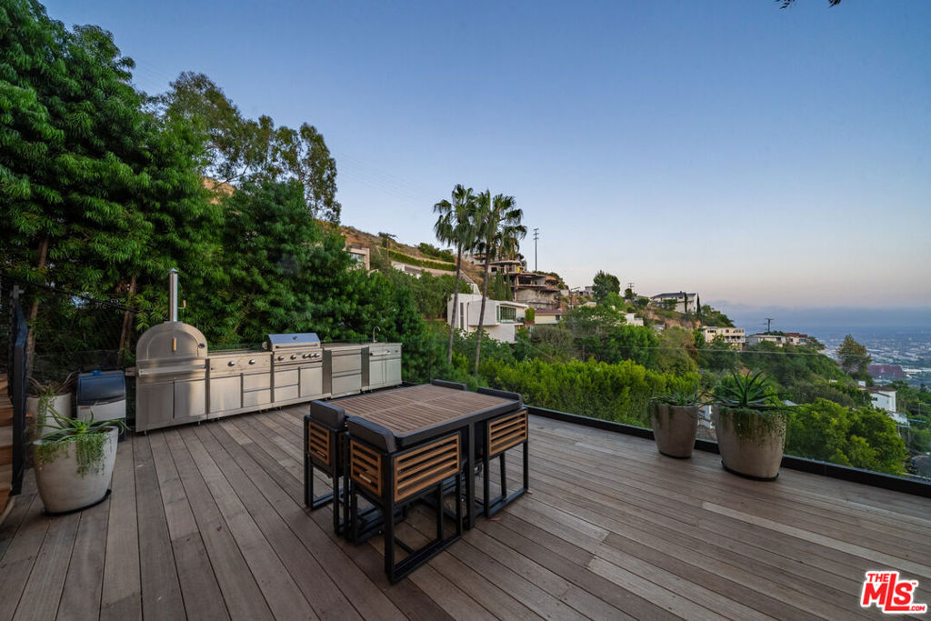 8800 Hollywood Boulevard Property Photo 69