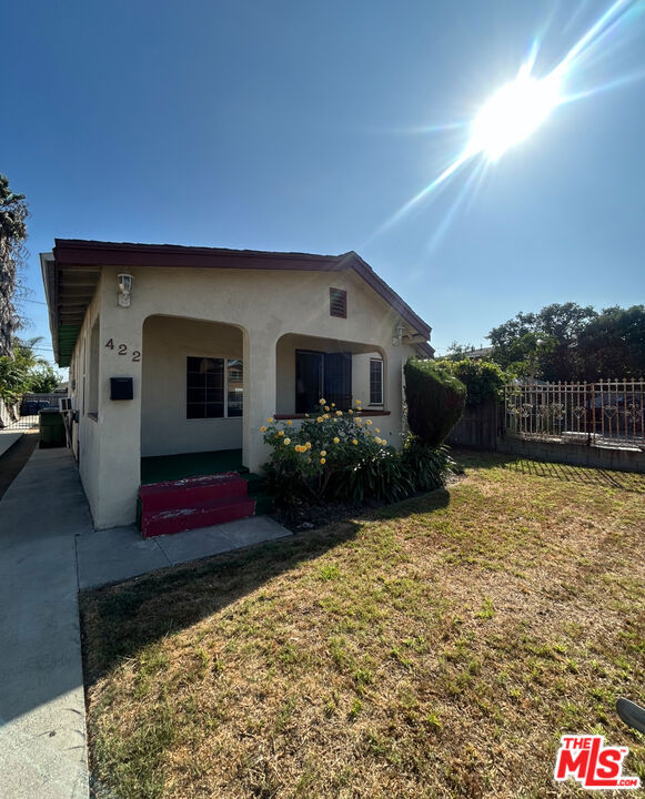 422 E Colden Avenue Property Photo 1