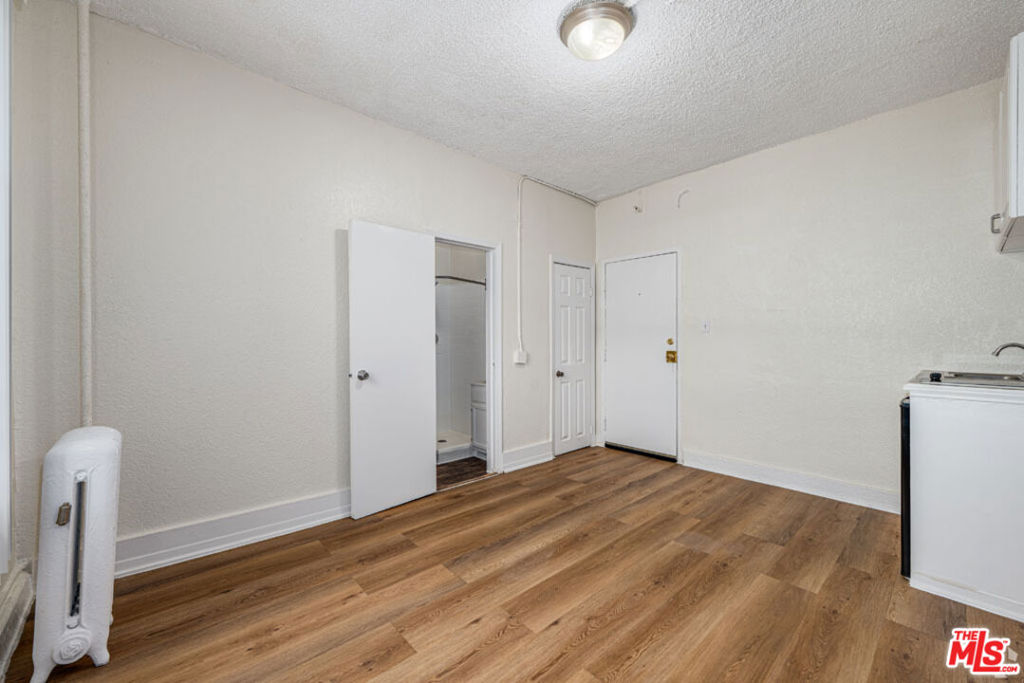 729 S Union Avenue 109 Property Photo 14