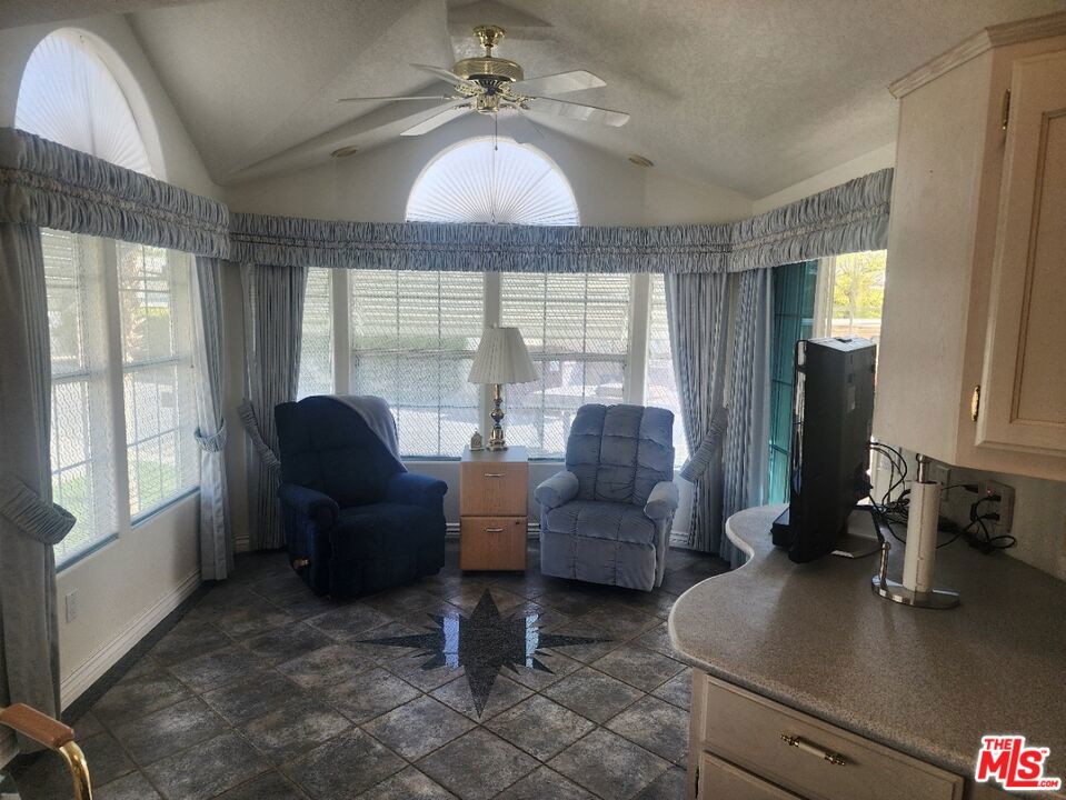 84136 Avenue 44 306 Property Photo 4