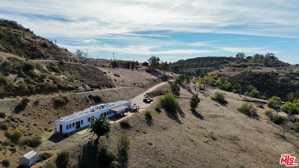 11077 Pacific View Drive Property Photo 2