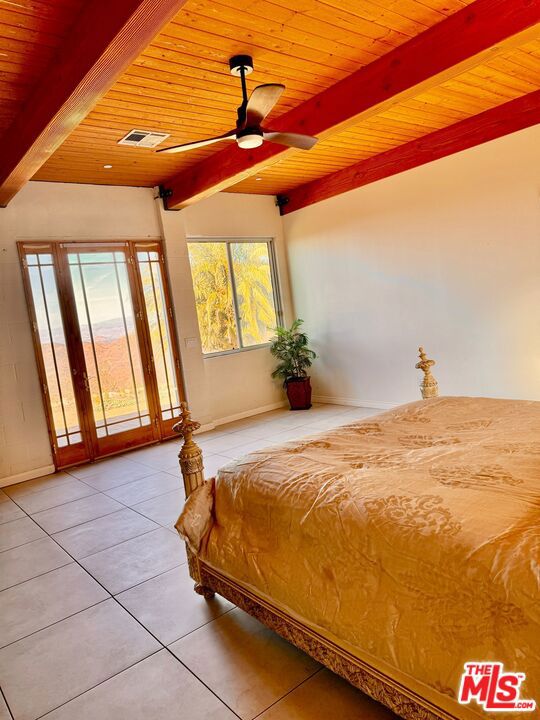 11077 Pacific View Drive Property Photo 13