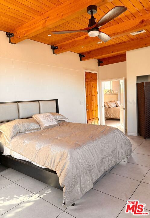 11077 Pacific View Drive Property Photo 15