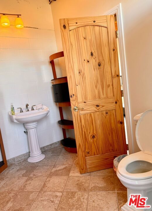 11077 Pacific View Drive Property Photo 16
