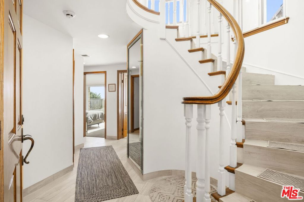 1005 Ocean Drive Property Photo 18