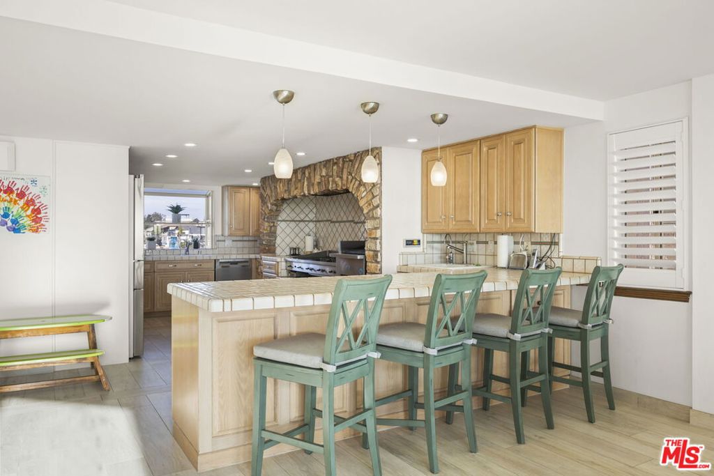 1005 Ocean Drive Property Photo 29